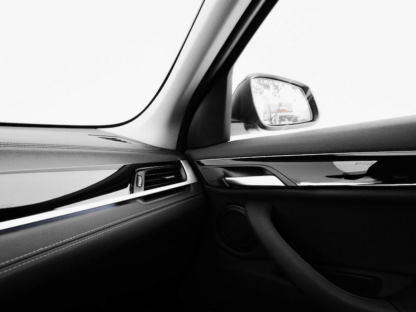 Foto do veículo BMW X1 20I X-LINE 2021 31.762 KM 169.000,00