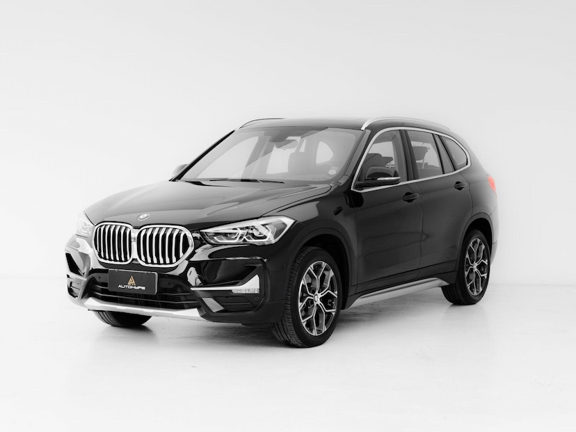 Foto do veículo BMW X1 20I X-LINE 2021 31.762 KM 169.000,00