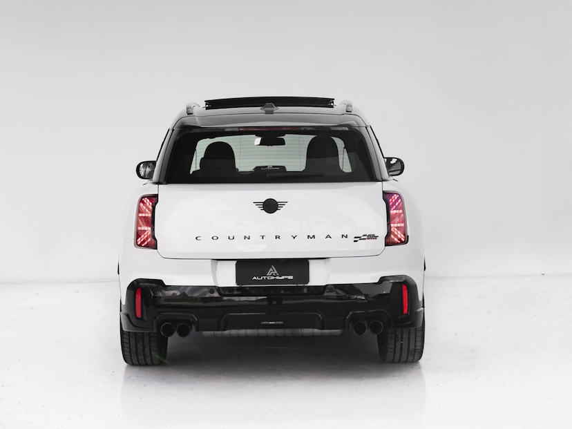 Foto do veículo MINI JOHN COOPER WORKS JOHN COOPER WORKS 2025 12.648 KM 299.000,00