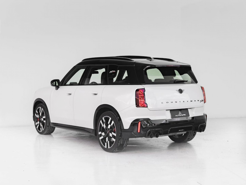 Foto do veículo MINI JOHN COOPER WORKS JOHN COOPER WORKS 2025 12.648 KM 299.000,00