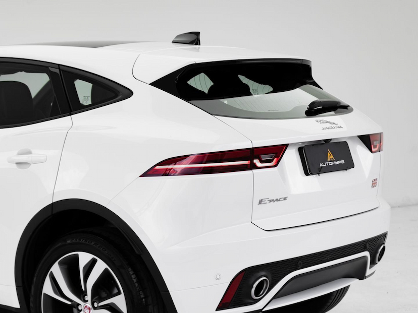 Foto do veículo JAGUAR E-PACE P250 R-DYNAMIC 2023 30.675 KM 239.000,00