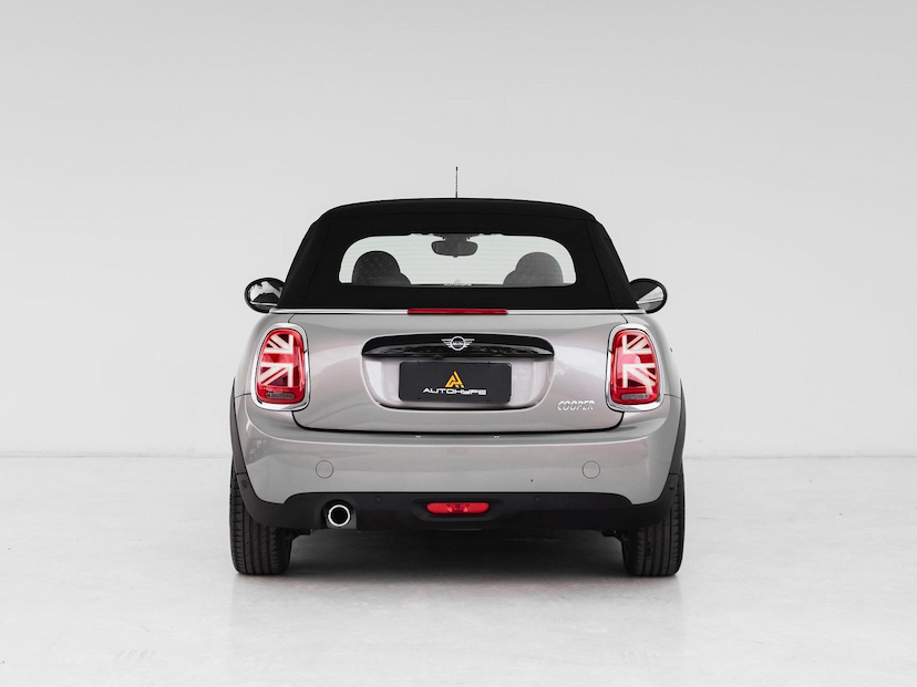 Foto do veículo MINI COOPER CABRIO 2019 40.000 KM 154.900,00