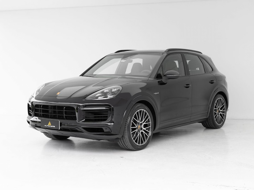 Foto do veículo PORSCHE CAYENNE PLATINUM E-HYBRID 2022 31.395 KM 539.000,00