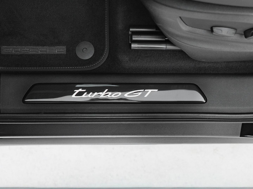 Foto do veículo PORSCHE CAYENNE TURBO GT 4.0 V8 2024 6.103 KM 1.249.000,00