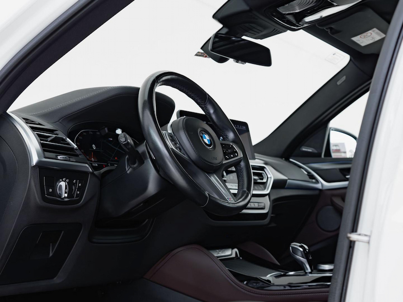 Foto do veículo BMW X4 30I M SPORT 2024 22.002 KM 379.000,00