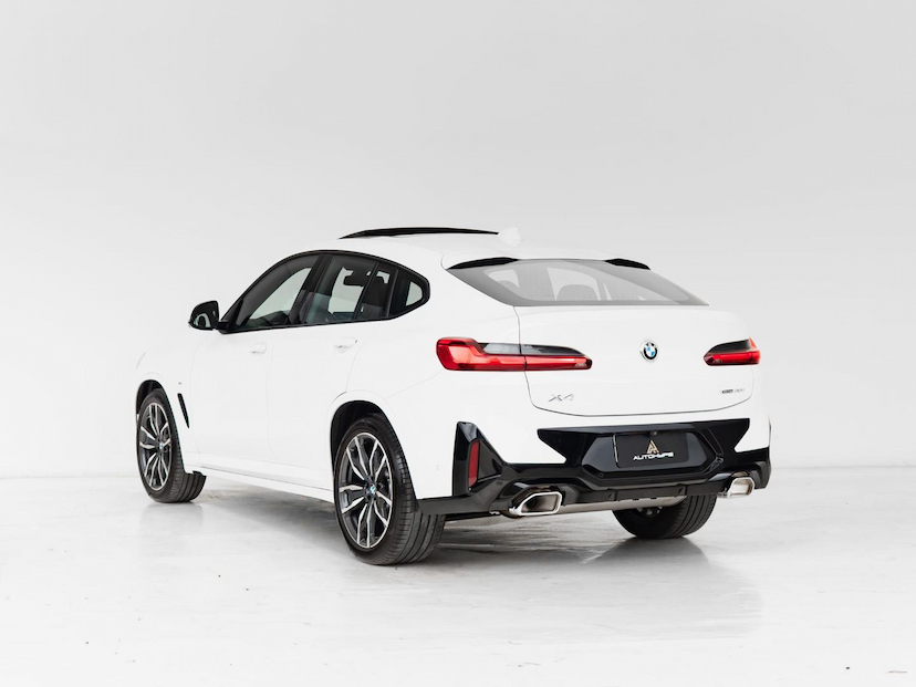 Foto do veículo BMW X4 30I M SPORT 2024 22.002 KM 379.000,00