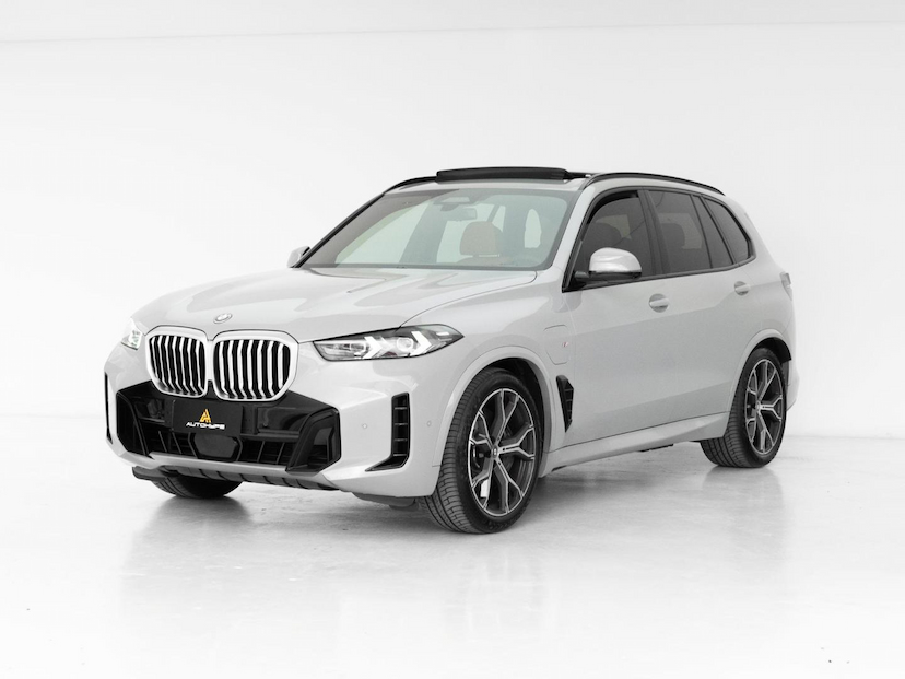 Foto do veículo BMW X5 50E M SPORT 2026 1.108 KM 749.000,00