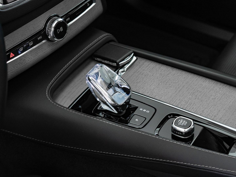 Foto do veículo VOLVO XC90 XC 90 T-8 ULTRA 2.0 AWD (HIBRIDO) 2025 6.285 KM 509.000,00