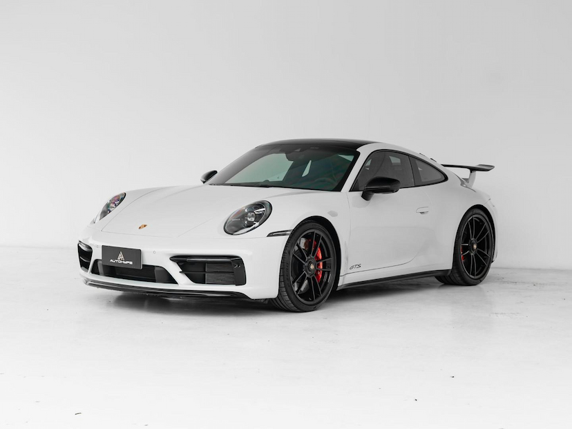 Foto do veículo PORSCHE 911 CARRERA 4 GTS 2023 7.945 KM 969.000,00