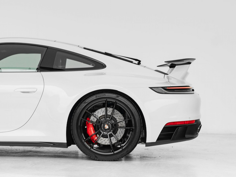 Foto do veículo PORSCHE 911 CARRERA 4 GTS 2023 7.945 KM 969.000,00