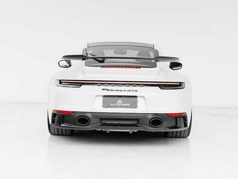 Foto do veículo PORSCHE 911 CARRERA 4 GTS 2023 7.945 KM 969.000,00