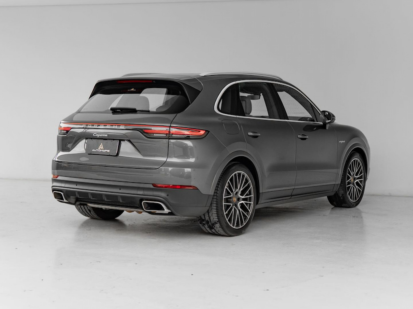 Foto do veículo PORSCHE CAYENNE  PHEV 2021 36.600 KM 459.500,00