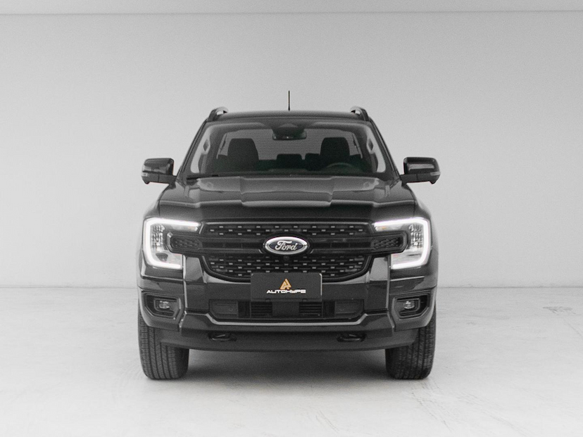 Foto do veículo FORD RANGER LIMITED 2026 14.339 KM 329.000,00