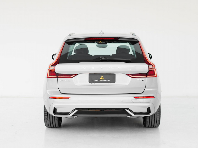 Foto do veículo VOLVO XC60 T8 ULTIMATE DARK 2026 3.103 KM 469.000,00