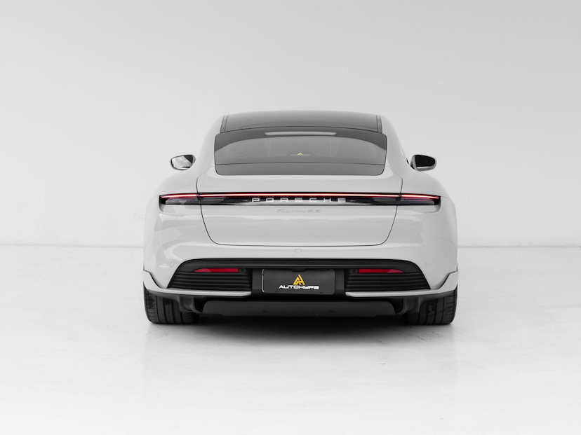 Foto do veículo PORSCHE TAYCAN 4S 2021 13.470 KM 469.000,00