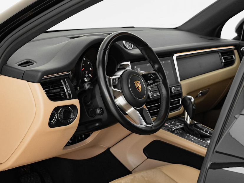 Foto do veículo PORSCHE MACAN  2019 39.906 KM 319.000,00