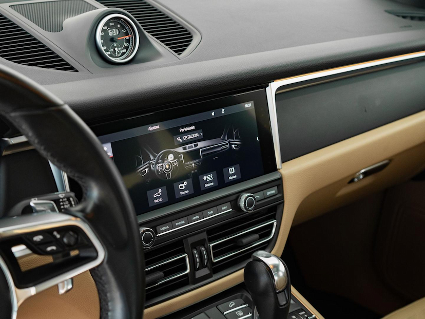 Foto do veículo PORSCHE MACAN  2019 39.906 KM 319.000,00