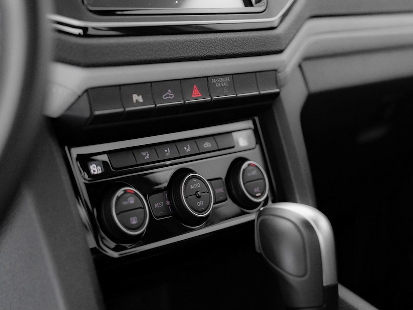 Foto do veículo VOLKSWAGEN AMAROK  V6 HIGH 2025 55.713 KM 249.000,00