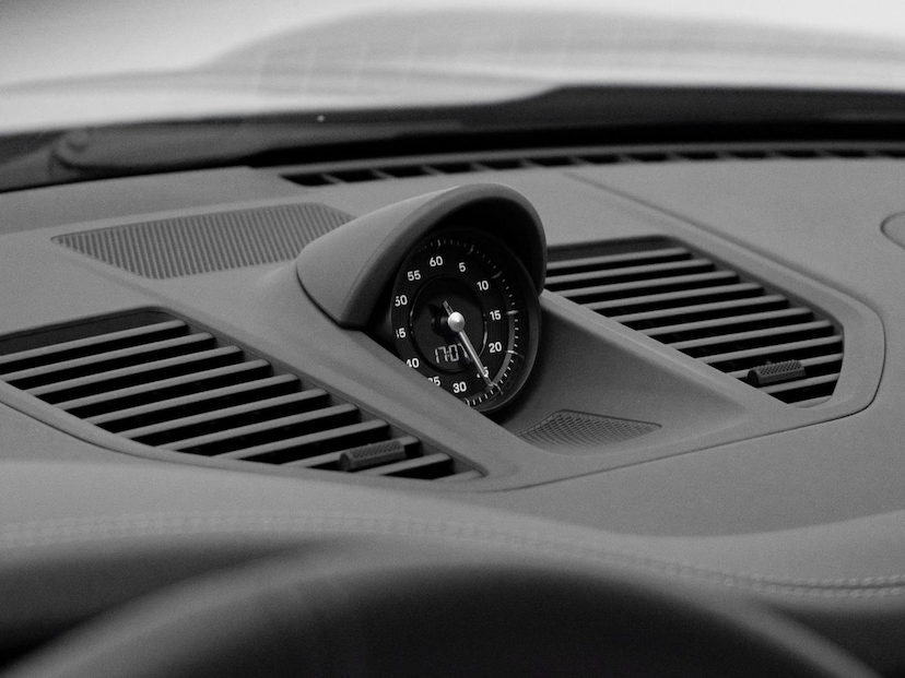 Foto do veículo PORSCHE 911  CARRERA 2024 9.106 KM 849.000,00