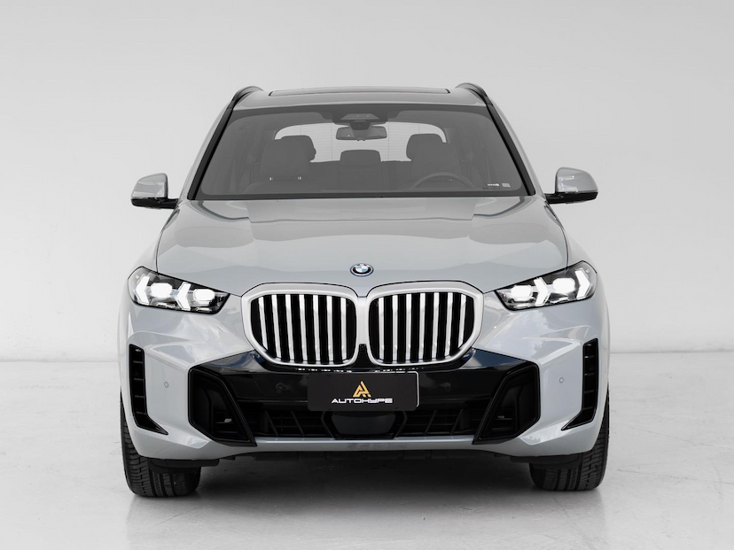 Foto do veículo BMW X5  XDRIVE50E MSP 2025 5.000 KM 679.000,00