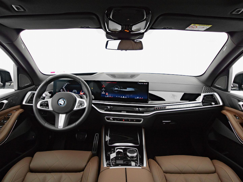 Foto do veículo BMW X5  XDRIVE50E MSP 2025 5.000 KM 679.000,00