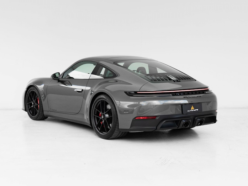 Foto do veículo PORSCHE 911  CARREIRA GTS COUP 3.6 (992) (HÍB) 2026 3.335 KM 1.159.000,00