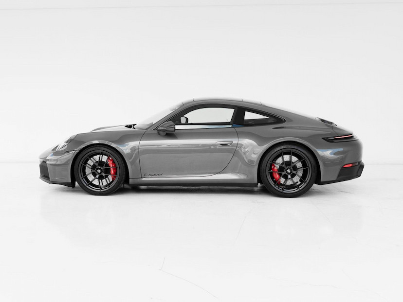 Foto do veículo PORSCHE 911  CARREIRA GTS COUP 3.6 (992) (HÍB) 2026 3.335 KM 1.159.000,00