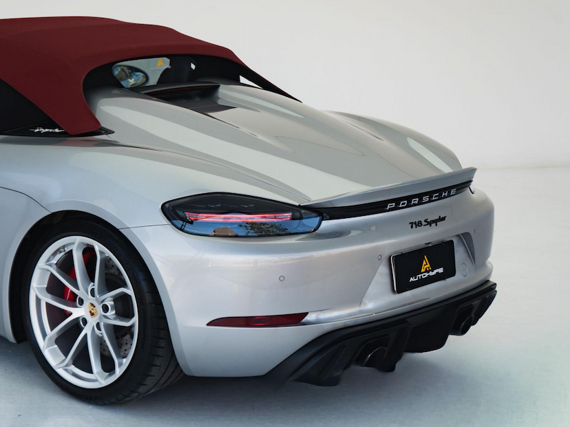 Foto do veículo PORSCHE BOXSTER SPYDER 2023 5.220 KM 859.000,00