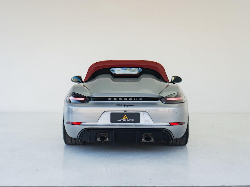 Foto do veículo PORSCHE BOXSTER SPYDER 2023 5.220 KM 859.000,00