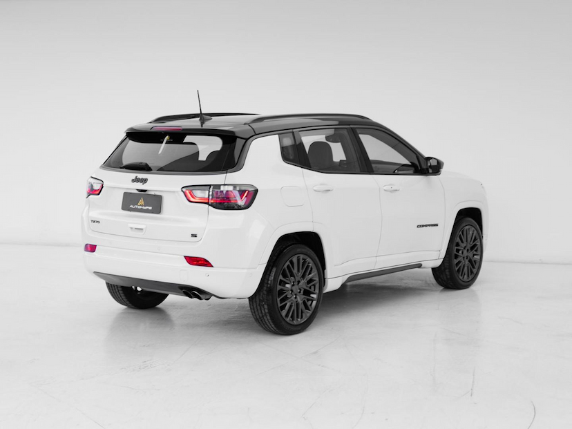 Foto do veículo JEEP COMPASS  SERIE S TF 2022 32.764 KM 149.000,00