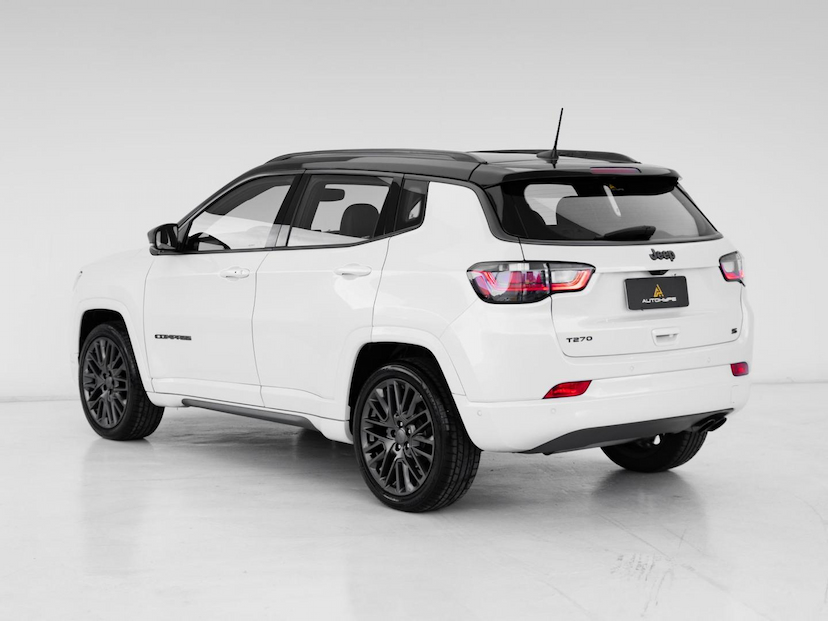 Foto do veículo JEEP COMPASS  SERIE S TF 2022 32.764 KM 149.000,00