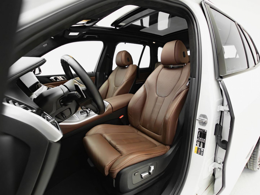 Foto do veículo BMW X5 45E M SPORT 2023 33.119 KM 419.000,00