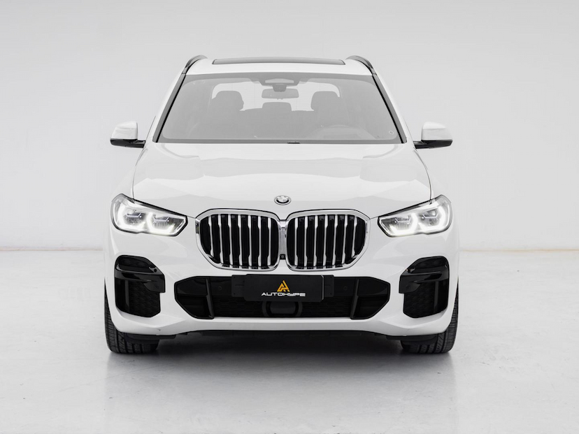 Foto do veículo BMW X5 45E M SPORT 2023 33.119 KM 419.000,00