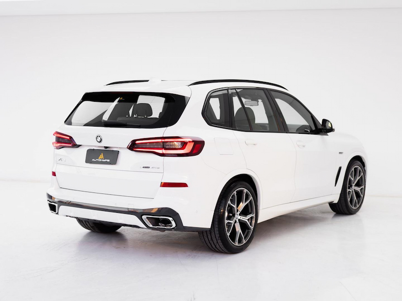 Foto do veículo BMW X5 45E M SPORT 2023 33.119 KM 419.000,00