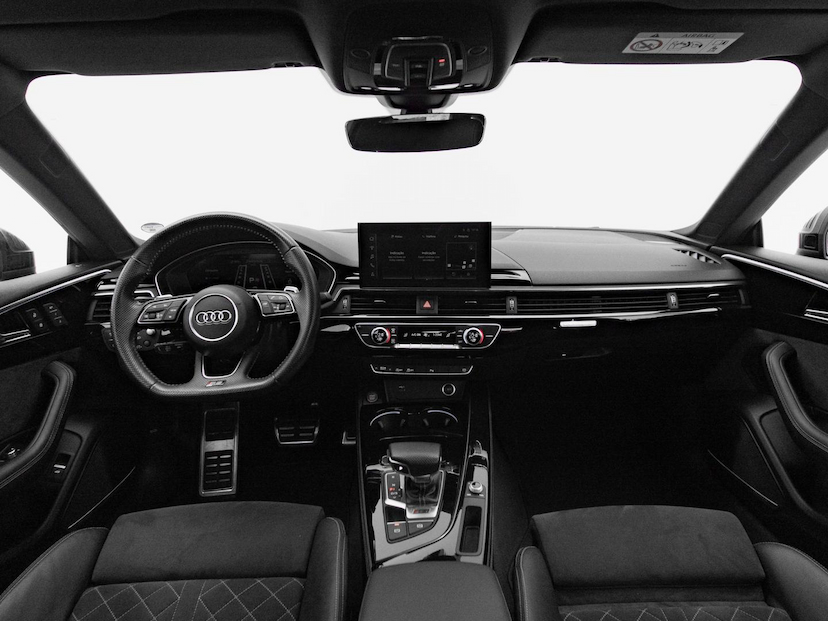 Foto do veículo AUDI RS5 SPORTBACK 2021 33.156 KM 409.000,00