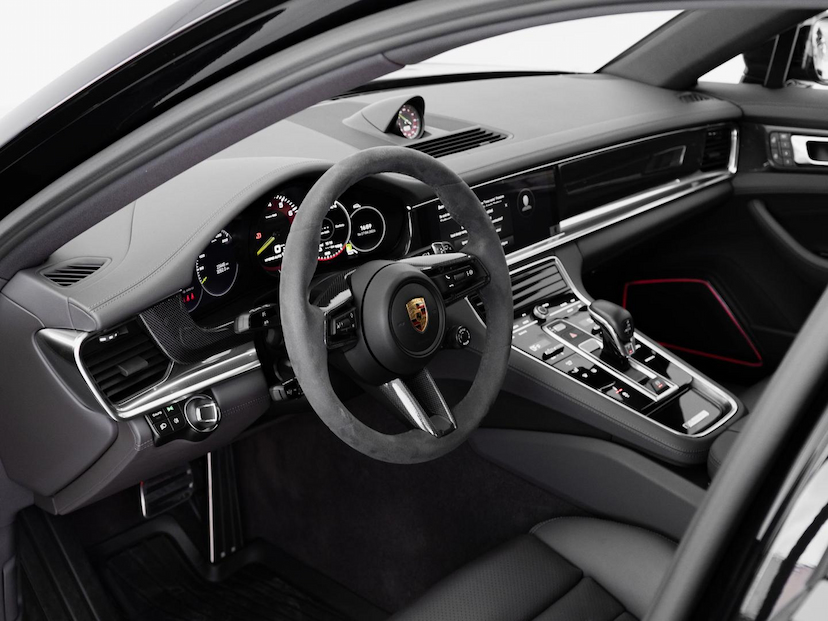 Foto do veículo PORSCHE PANAMERA 4 E-HYBRID 2022 23.365 KM 599.000,00
