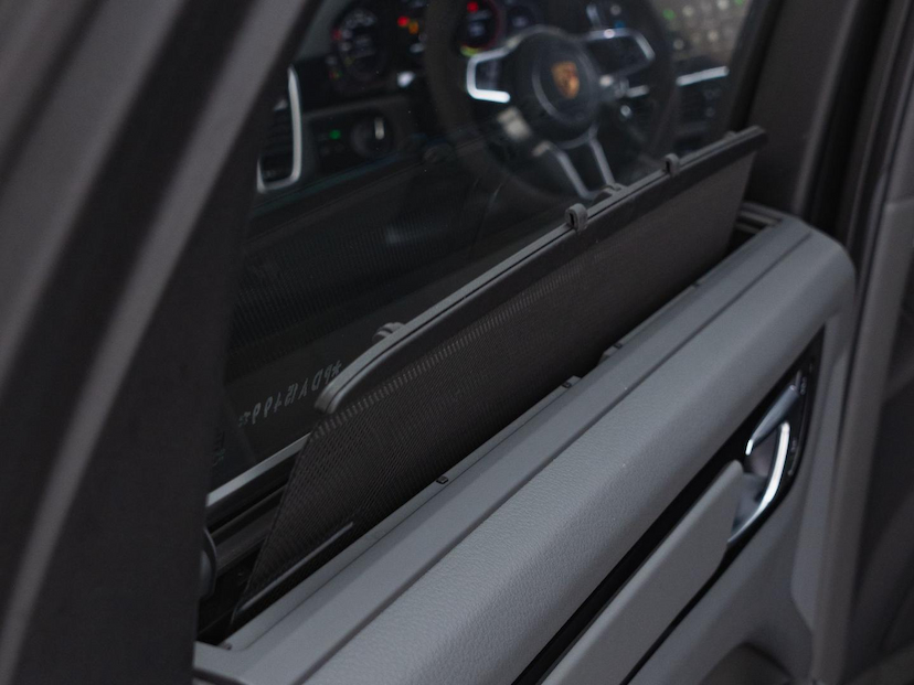 Foto do veículo PORSCHE CAYENNE PLATINUM EDITION E-HYBRID 2023 12.627 KM 638.900,00