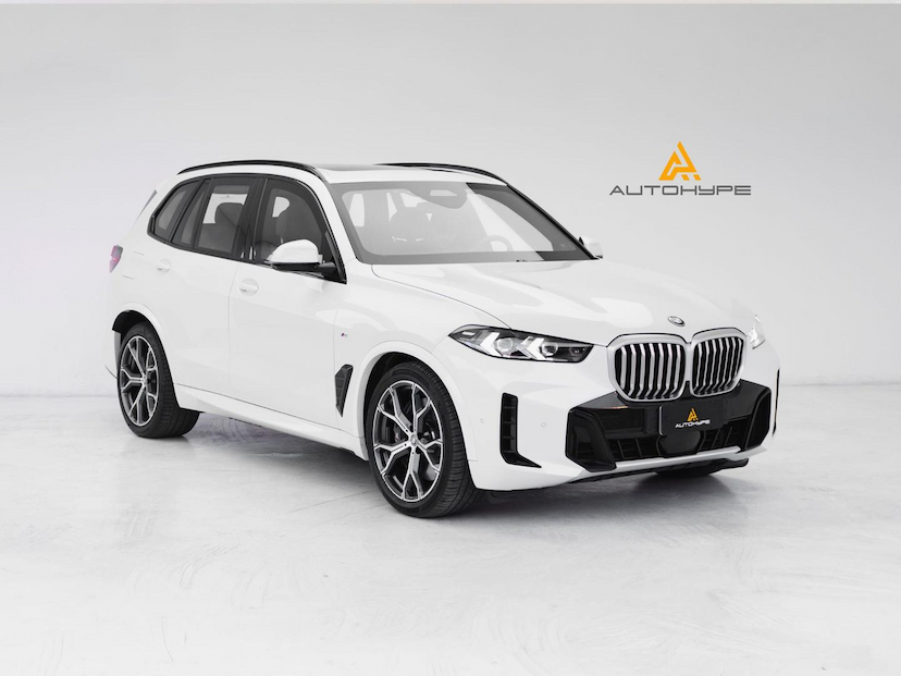 Foto do veículo BMW X5 50E M SPORT 2025 11.023 KM 749.000,00