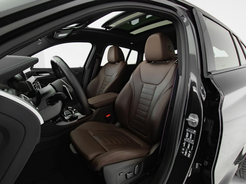 Foto do veículo BMW X4  XDRIVE 20I M-SPORT 2.0 TB 184CV AUT 2025 8.460 KM 364.900,00