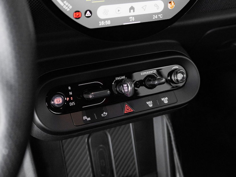 Foto do veículo MINI JOHN COOPER WORKS CABRIO 2026 2.447 KM 329.000,00