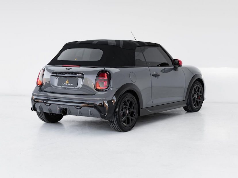 Foto do veículo MINI JOHN COOPER WORKS CABRIO 2026 2.447 KM 329.000,00