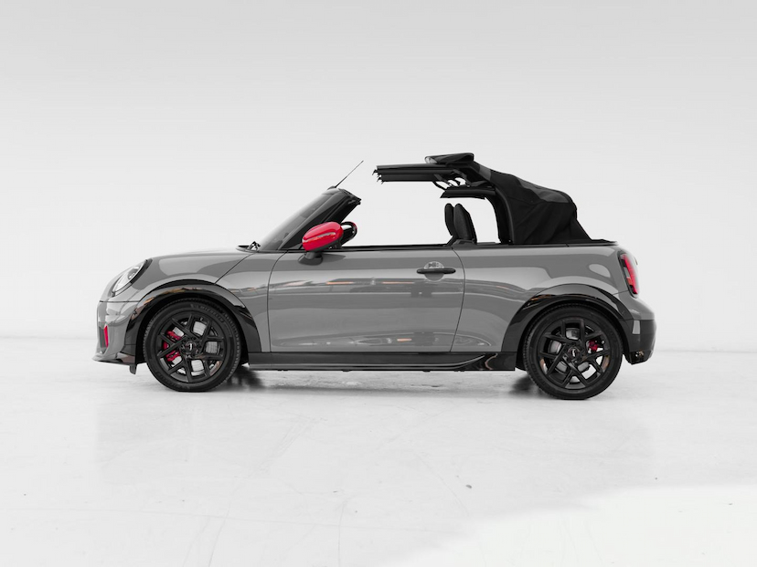 Foto do veículo MINI JOHN COOPER WORKS CABRIO 2026 2.447 KM 329.000,00