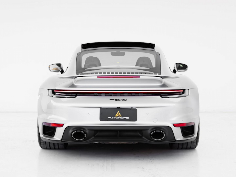 Foto do veículo PORSCHE 911  TURBO 2022 5.233 KM 1.199.000,00