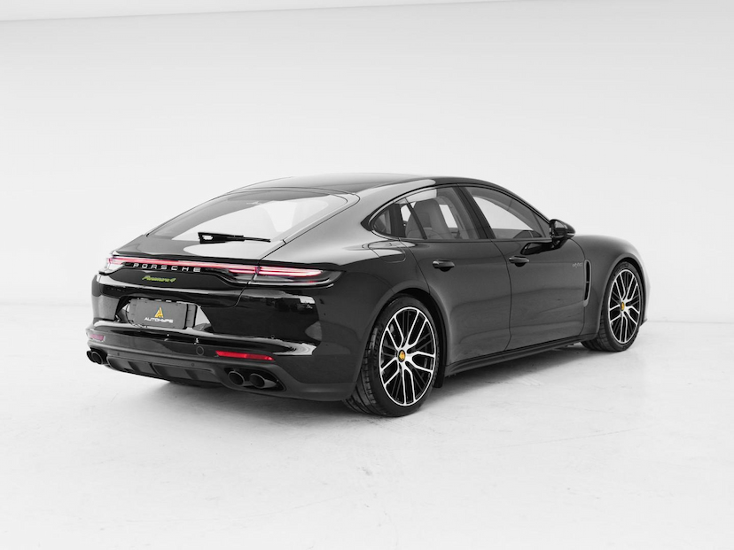 Foto do veículo PORSCHE PANAMERA 4 E-HYBRID 2023 13.375 KM 629.000,00