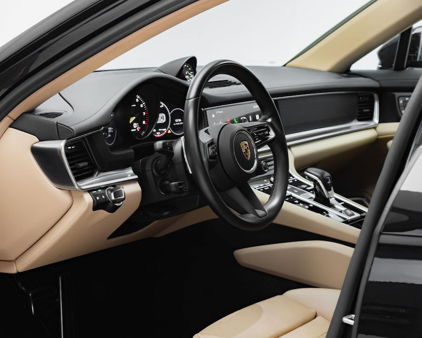 Foto do veículo PORSCHE PANAMERA 4 E-HYBRID 2023 13.375 KM 629.000,00