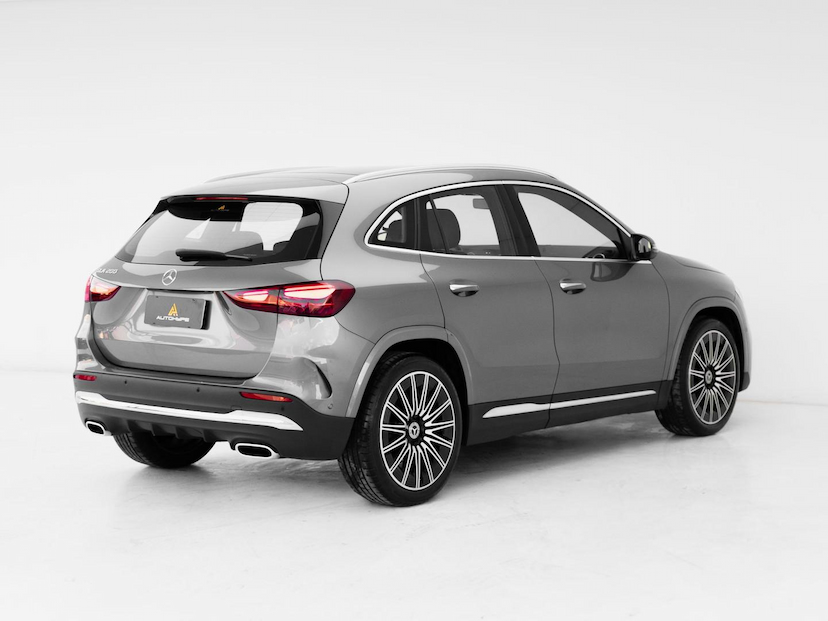 Foto do veículo MERCEDES-BENZ GLA 200 GLA200 AMG LINE 2025 12.902 KM 299.000,00