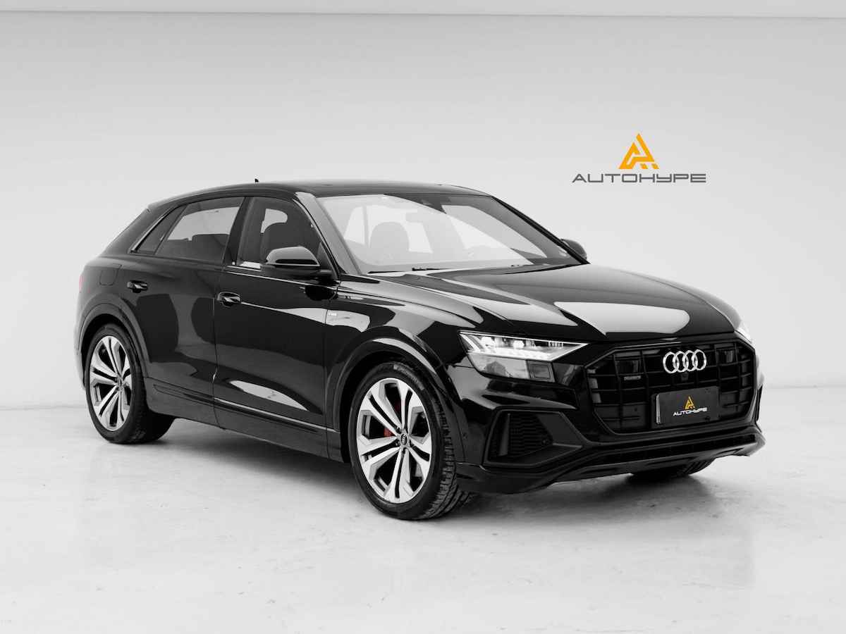 Foto do veículo AUDI Q8  SB HIBRIDO 2023/2023 23.465 KM R$ 459.000,00