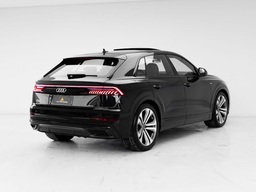 Foto do veículo AUDI Q8 SPORTBACK HIBRIDO 2023 23.465 KM 449.000,00
