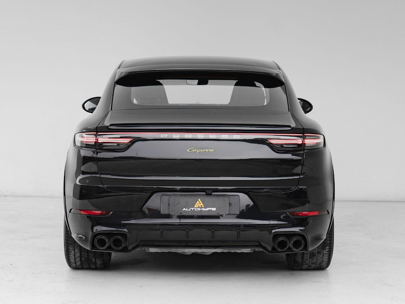 Foto do veículo PORSCHE CAYENNE COUPE E-HYBRID 2022 25.929 KM 568.500,00
