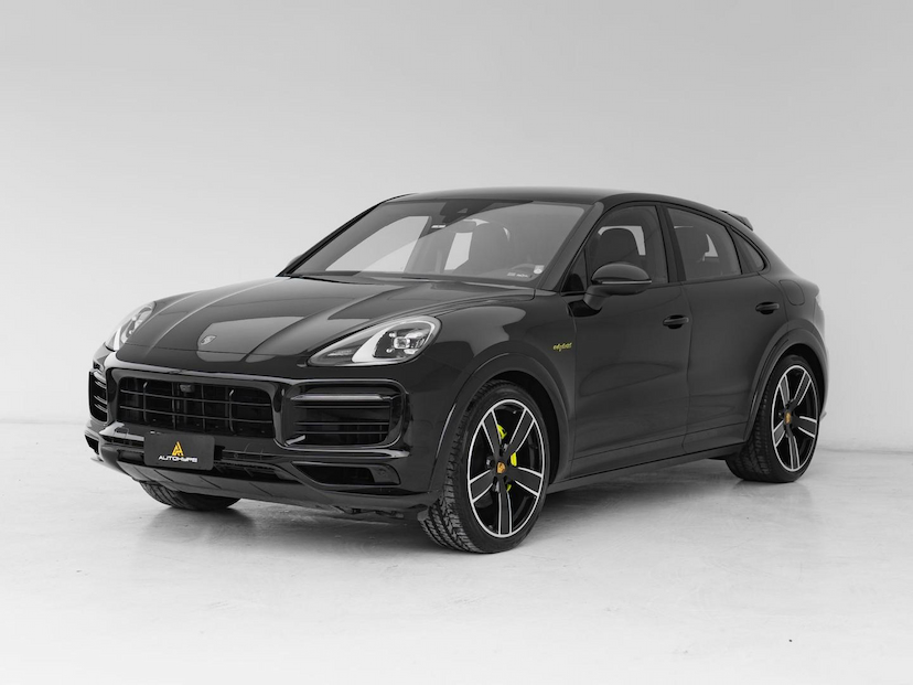 Foto do veículo PORSCHE CAYENNE COUPE E-HYBRID 2022 25.929 KM 568.500,00